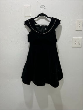 Women's TAMMY TANGS Black Velvet Mini Dress with Rhinestones L